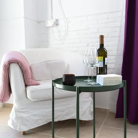 Penzion Laila's Cozy Garden House & 2*